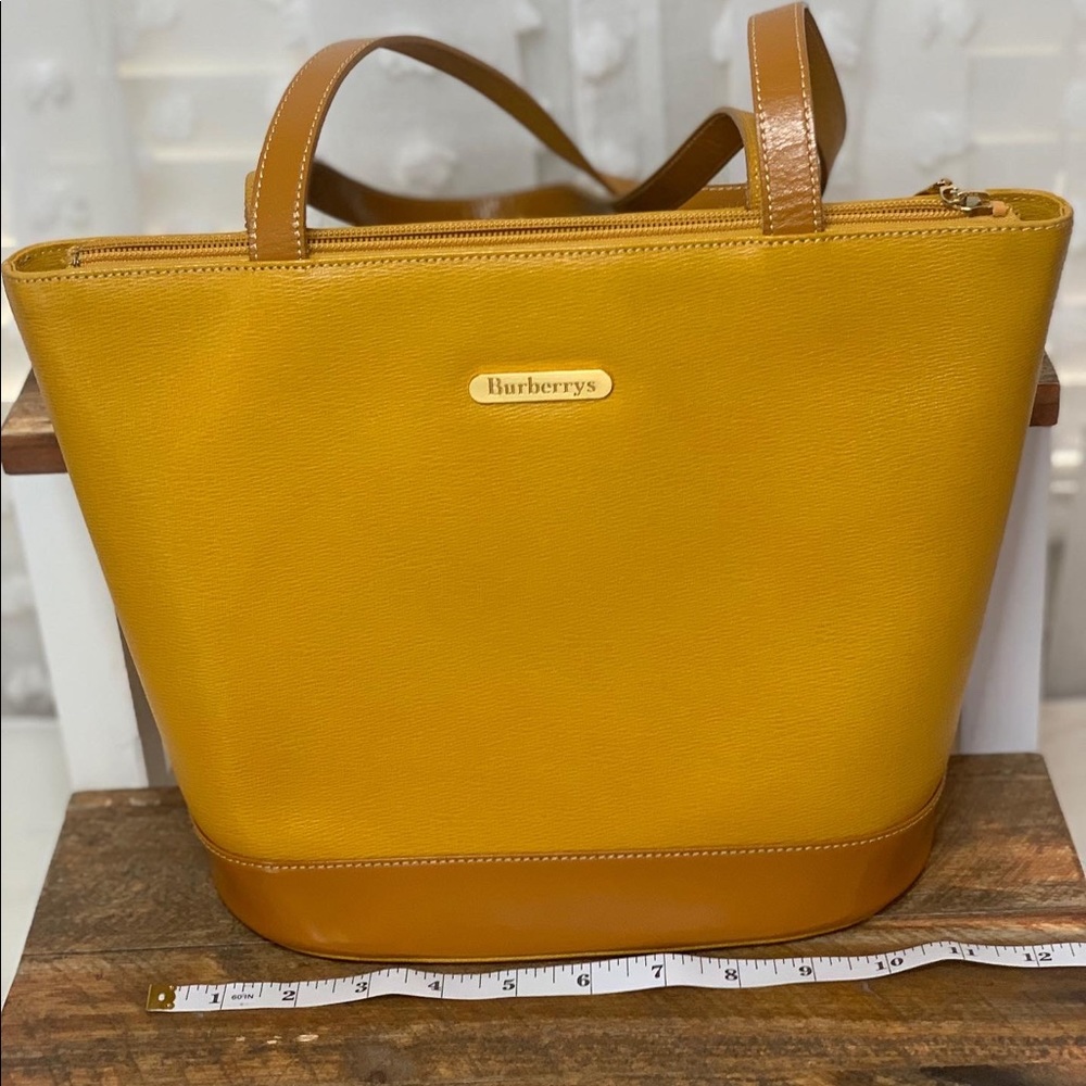 Vintage Burberry Shoulder Bag 100% Authentic